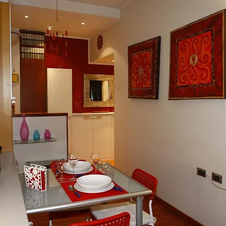 Tolstoi Cobbs Apartment