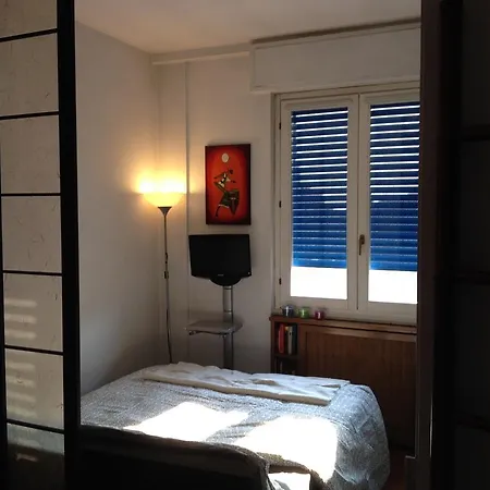 Apartment Tolstoi Cobbs Milan